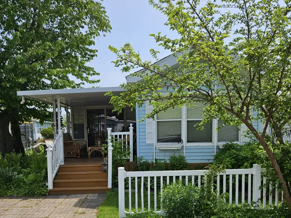 490 Empire Rd #For142, Pt Colborne, ON L0S 1R0