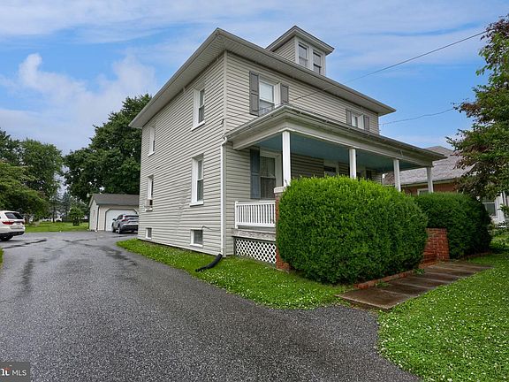 2nd image of 63 W Willow Rd