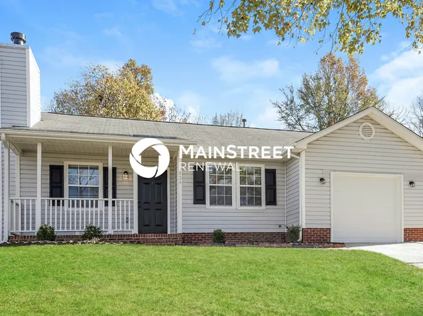 3824 Hunters Run Ln, Matthews, NC 28105