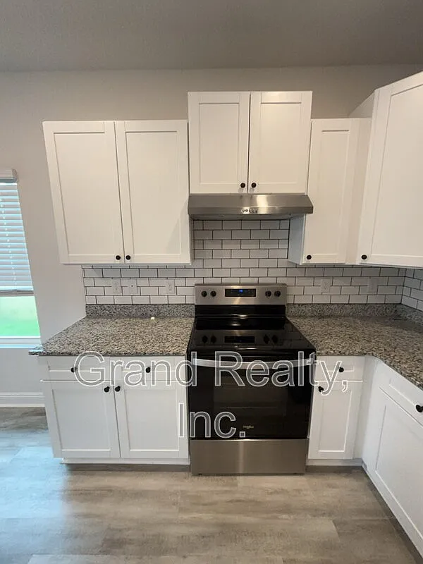 3 bed, 2.5 bath, 1497 sqft, $2,000 — Photo 4