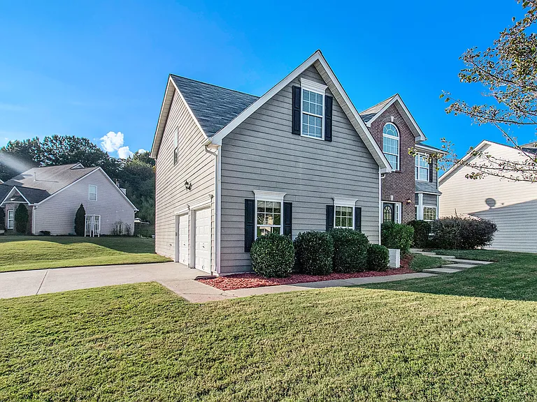 395 Sugarberry Ln — Photo 5