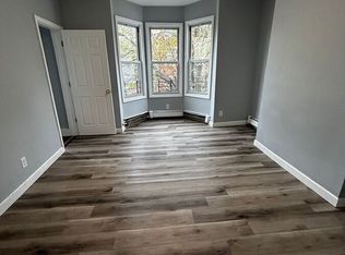 204 Elm St, Yonkers, NY 10701