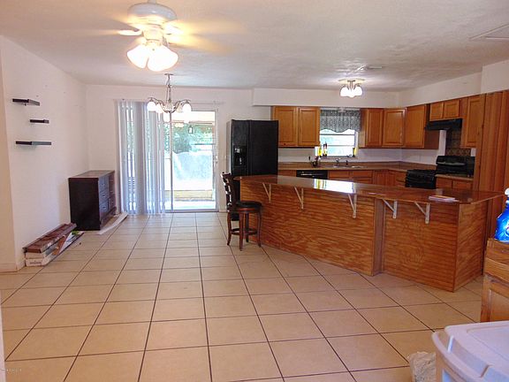 2nd image of 625 Scotty Dr