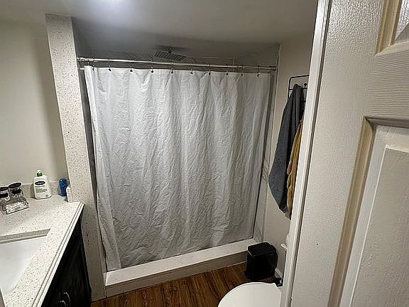 5th image of 703 Silverstream Cir