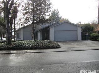 1924 Dorset Ln, Modesto, CA 95355