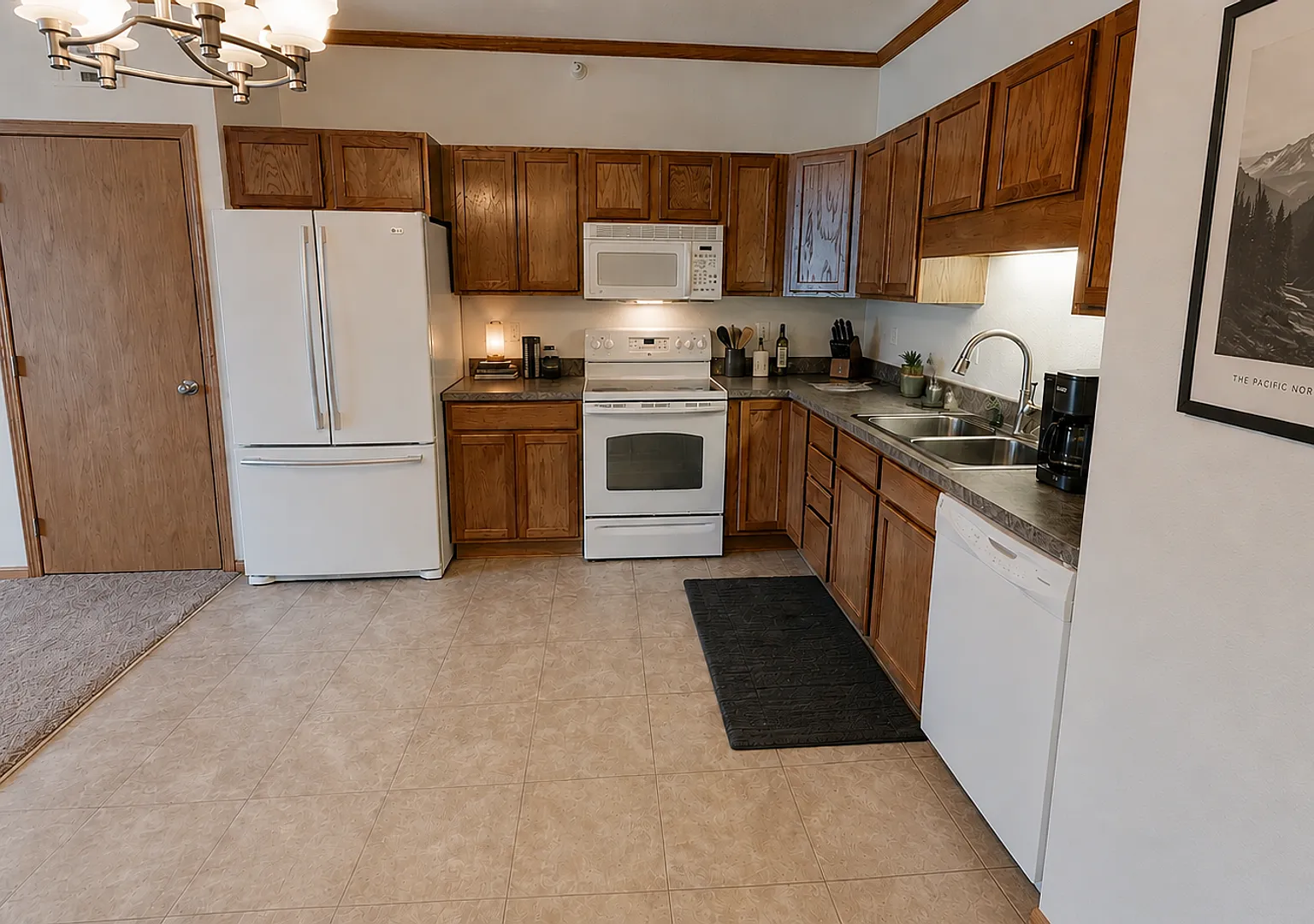 $200 Signing Bonus! 1 Bedroom Condo Available August 10th, 2026 — Photo 1