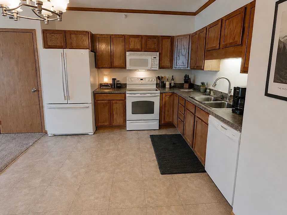 4511 Twain Cir #304