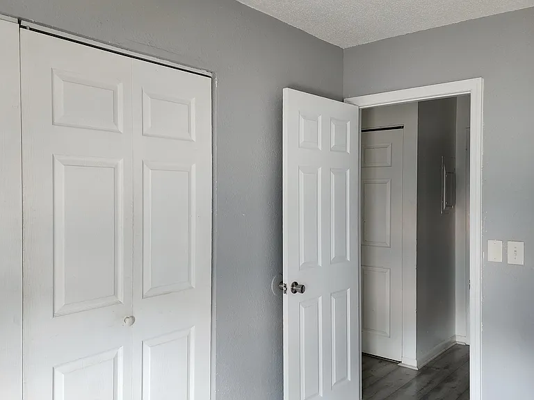 9807 Lombard Ct #207 — Photo 17
