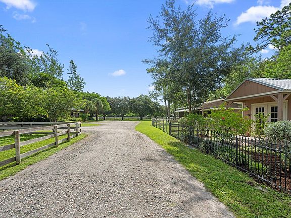 5th image of 2454/2376 E Road