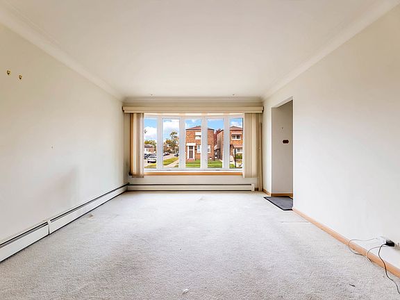 3rd image of 5157 S Ridgeway Ave