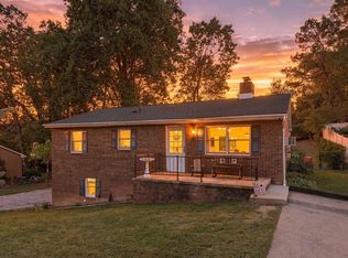 412 Whitehall Ave, Staunton, VA 24401