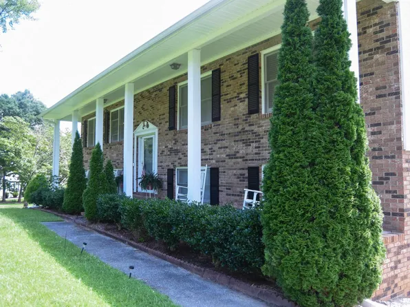 2061 Little John Dr, Oxford, AL 36203