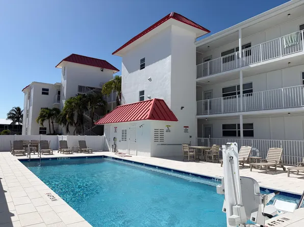 605 Sombrero Beach Rd APT 203, Marathon, FL 33050
