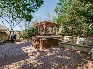 8104 Slide Rock Rd, Fort Worth, TX 76137