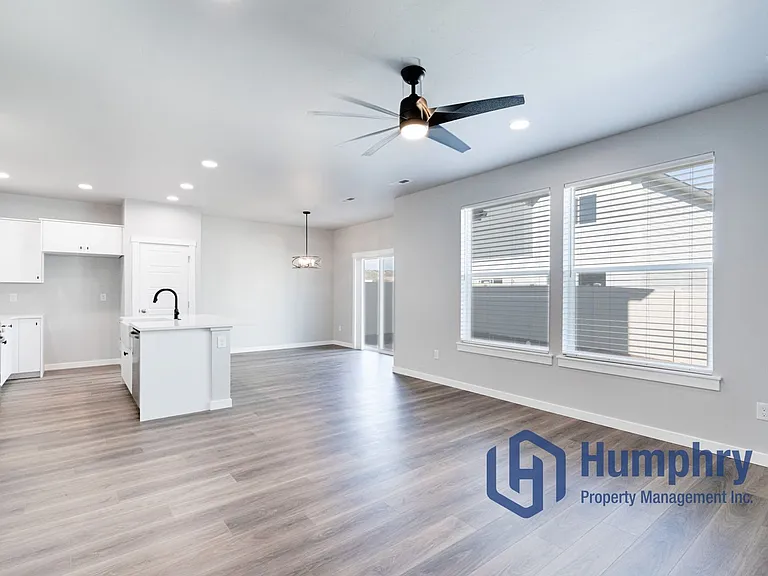2041 S Saltbrush Way — Photo 9