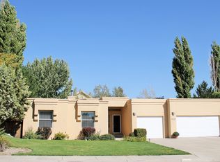 4717 Sunrise Cir, Farmington, NM 87401