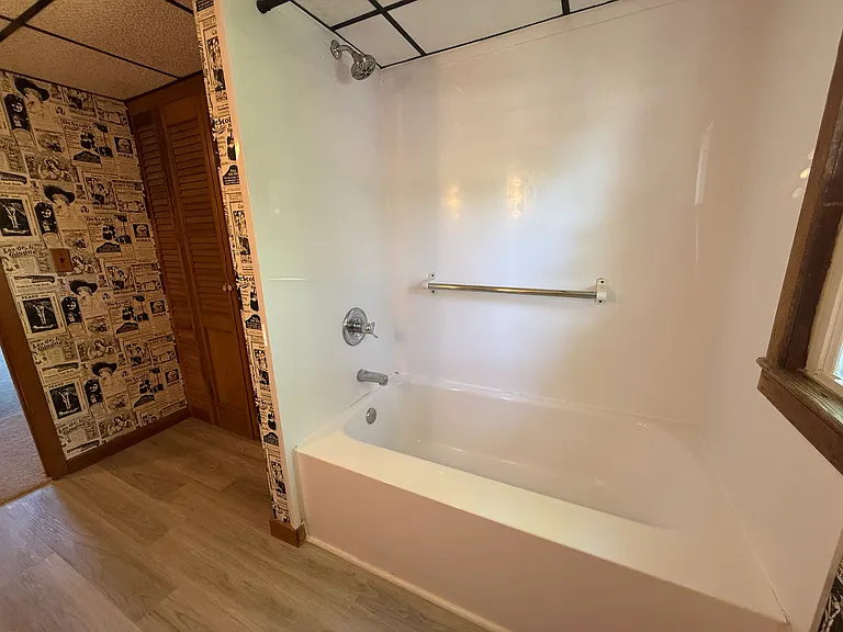 20 Lyman St — Photo 11
