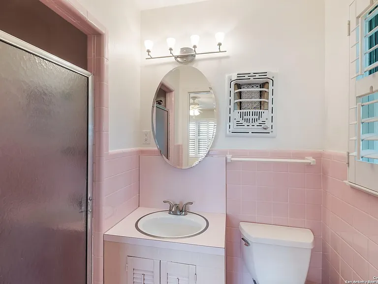 255 Millwood Ln — Photo 7