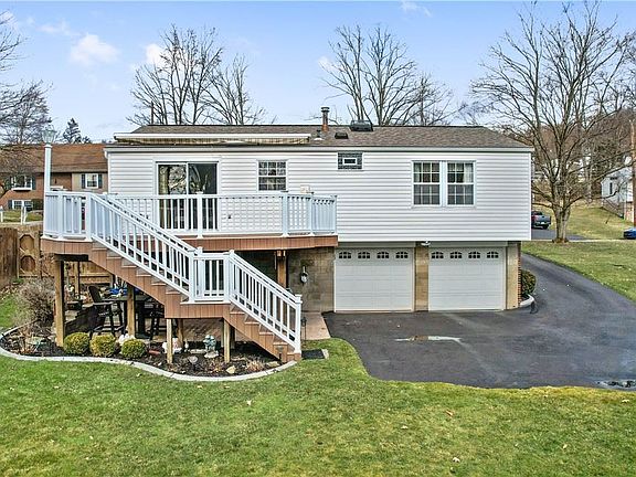 2nd image of 1522 Stonington Dr