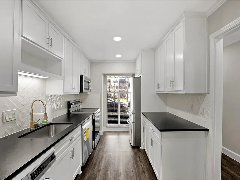 2218 Winrock Blvd #177 — Photo 3