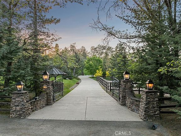 2nd image of 32310 Hummingbird Ct