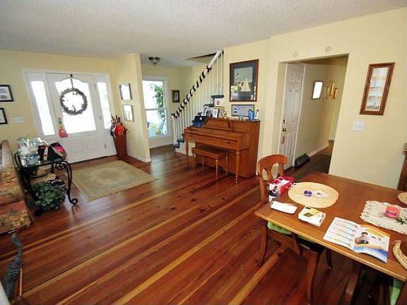 Light-filled Foyer