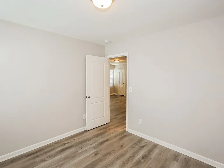 8503 Paw Valley Ln — Photo 13