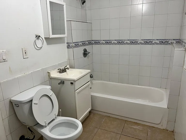 126 Orange St — Photo 21