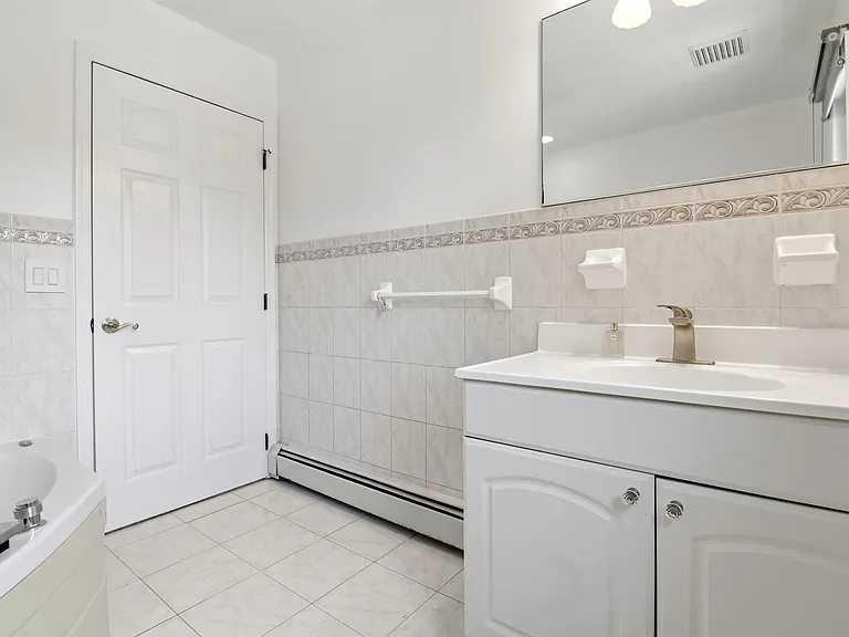 123 Hickory Ave #B — Photo 22