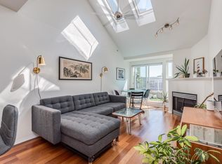 3939 Hastings St #404, Burnaby, BC V5C2H8
