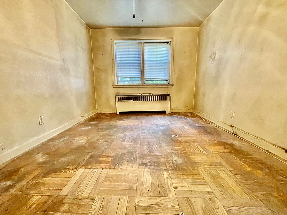 2nd image of 9 62nd St #19E