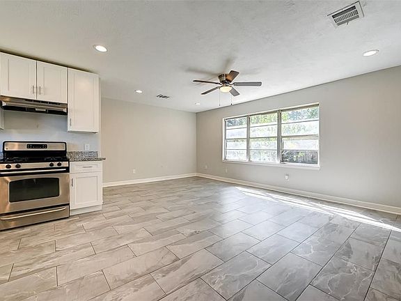 5th image of 1804 Peachwood Dr