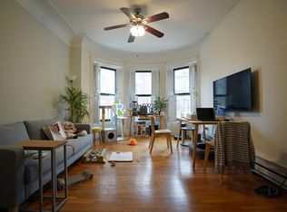 529 Beacon St #12, Boston, MA 02115