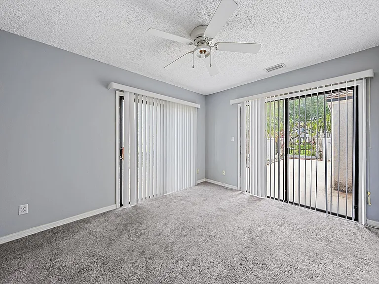 352 Prestwick Cir #1 — Photo 4