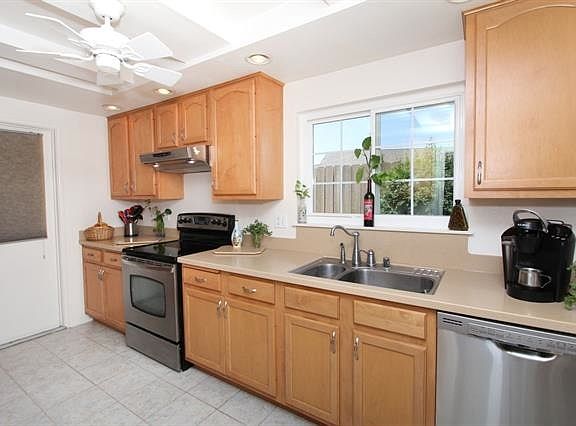 5th image of 16369 Felice Dr