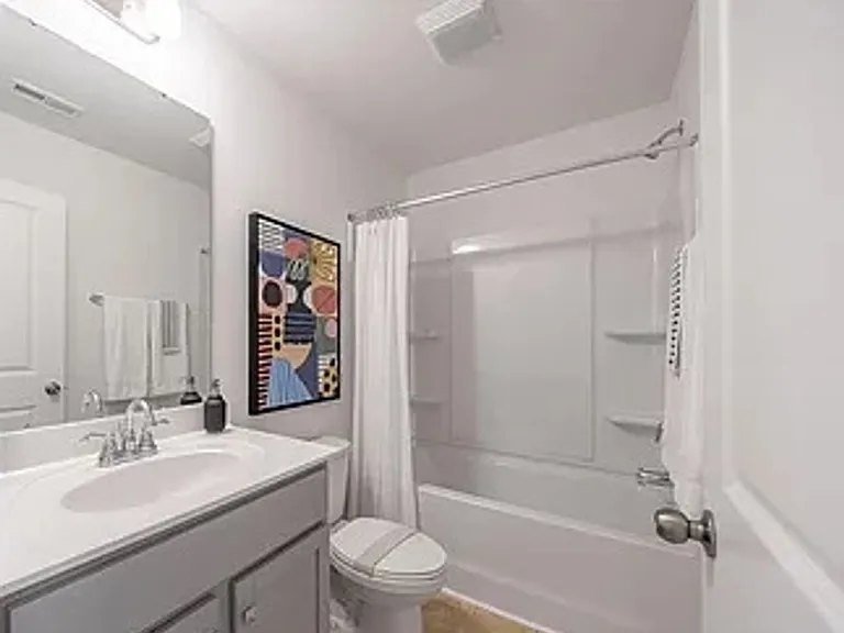 4413 Wymore Way — Photo 11