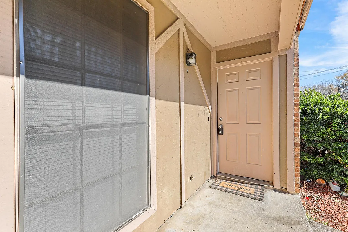 Building Photo - 4920 Brianhill Dr #B