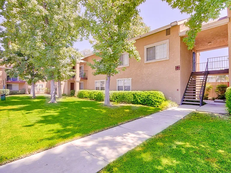 Magnolia Villas — Photo 4