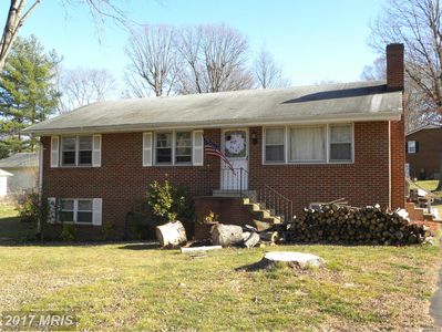 7809 Howard St, Manassas, VA, 20111