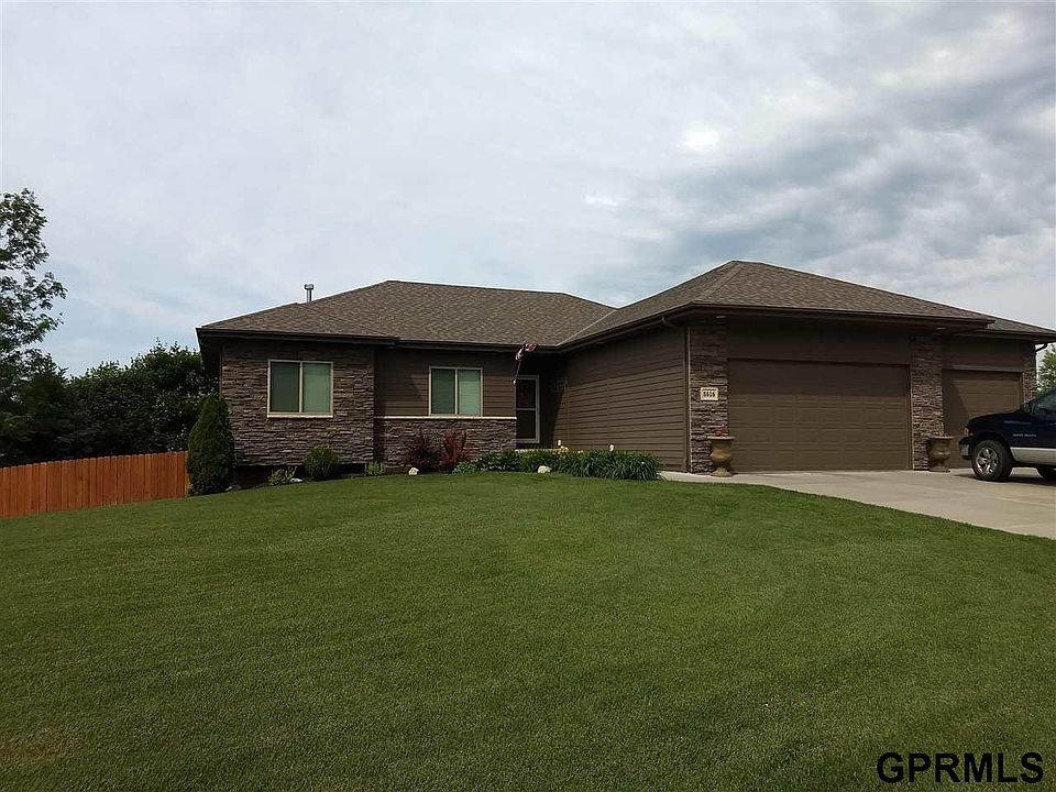 1st image of 5516 N 153rd Ave