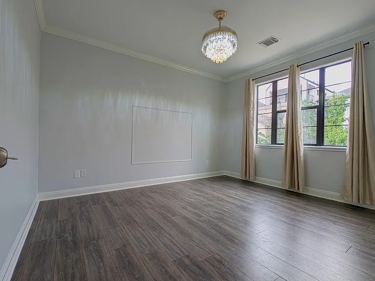 1307 Riverine Ct — Photo 17
