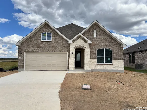 180 Heidi Hill, Castroville, TX 78253