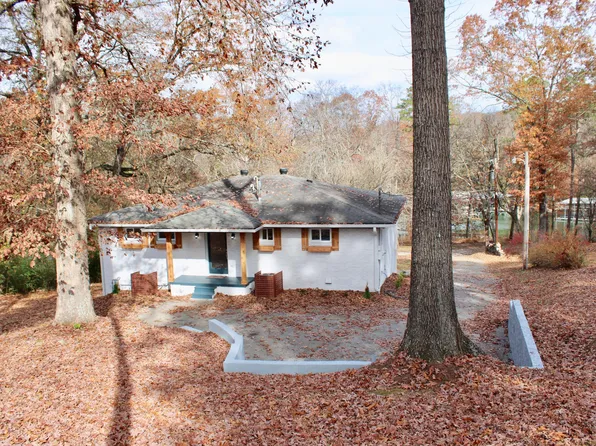 9413 Bayview Rd, Soddy Daisy, TN 37379