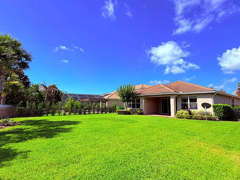11867 Padua Ln — Photo 48