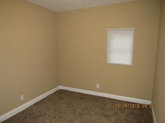 5th image of 2921 E 19th St