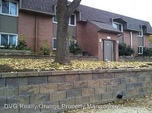 1st image of 823 James Pkwy APT 8
