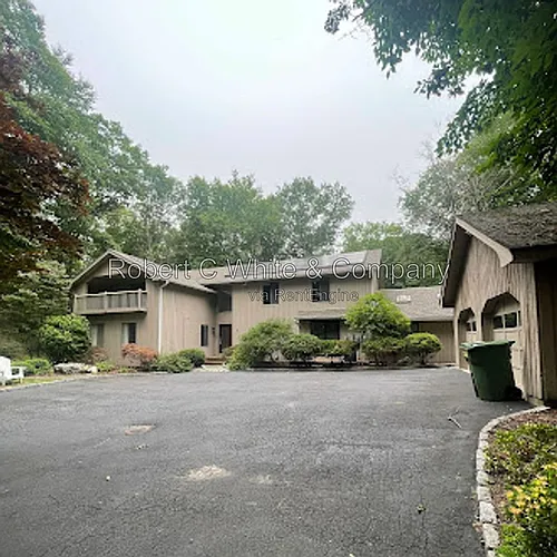 15 Treadwell Ct Photo 1
