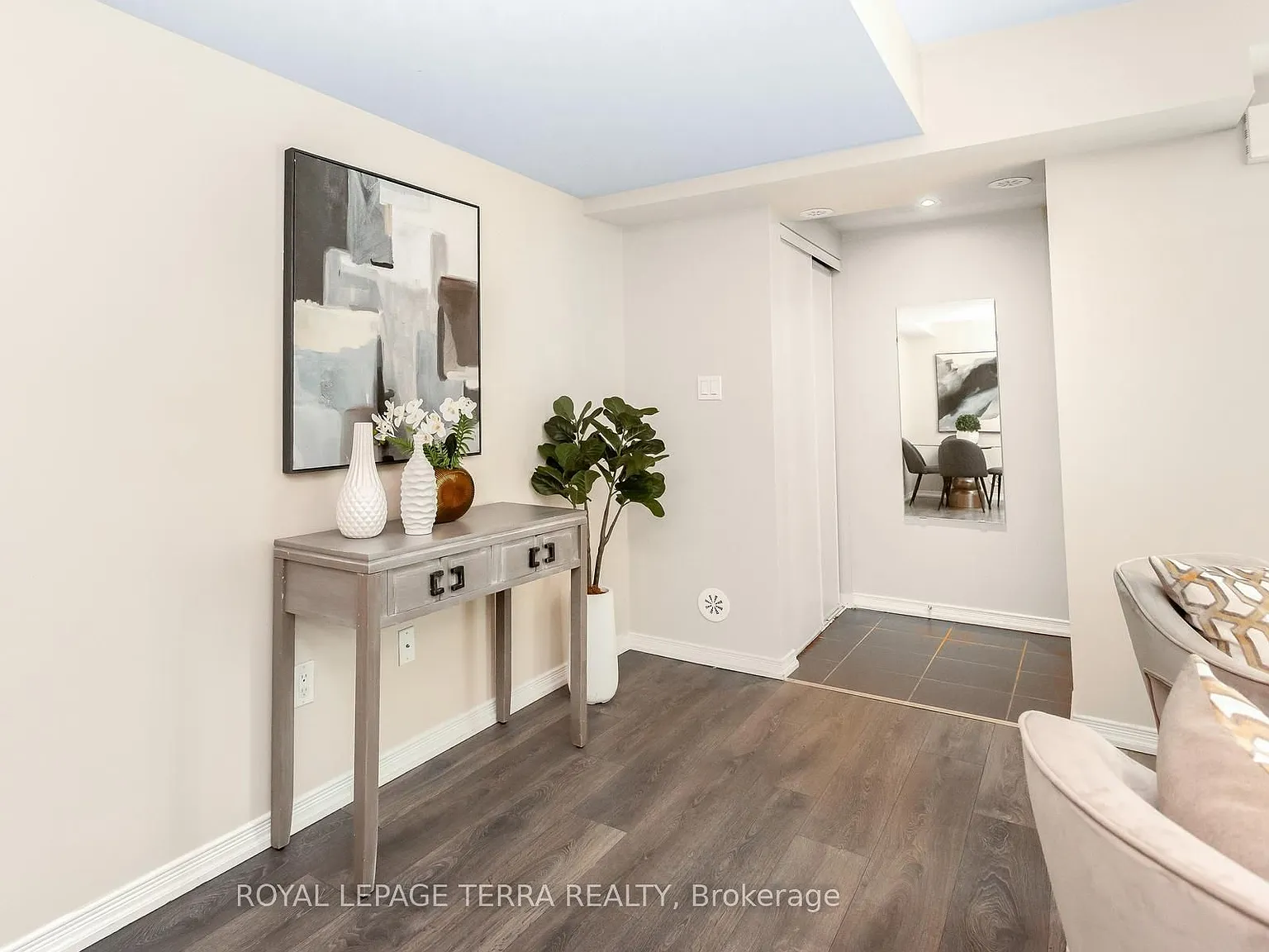 2 bed, $2,300 — Photo 3