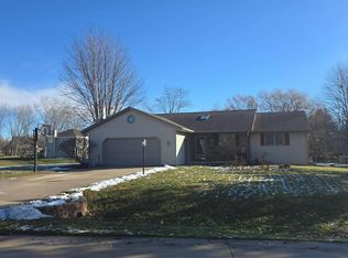 3947 N 28th St, Sheboygan, WI 53083
