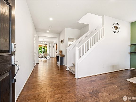 3rd image of 32355 48th Avenue S